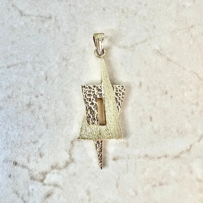 Colgante vintage Magen David (Estrella de David) de oro amarillo de 14 quilates