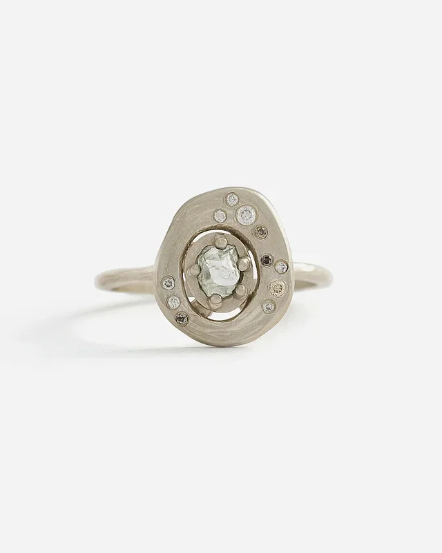 Cosmo 1 / Natural Green Raw Diamond Ring