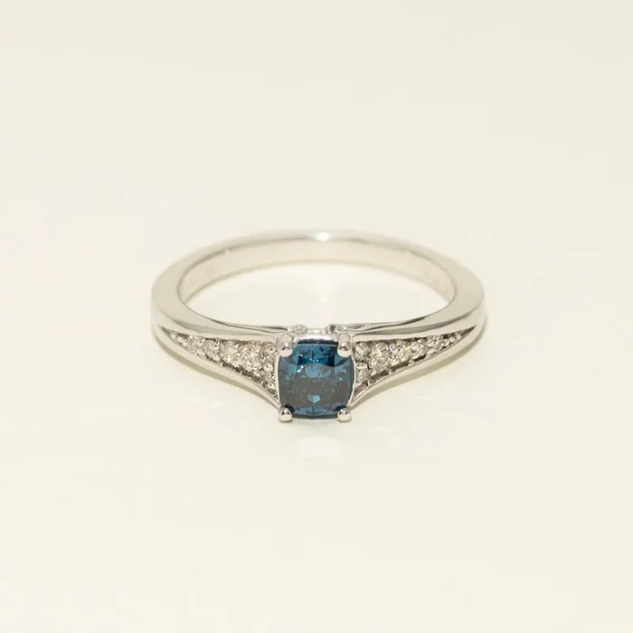 Cushion Blue Diamond Engagement Ring 14kt White Gold (5/8ct tw)