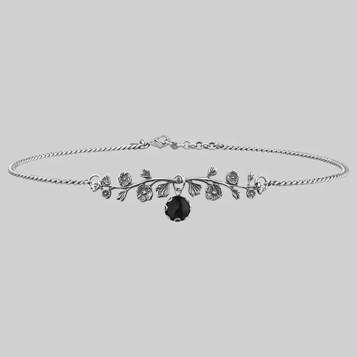 DARK BLOOM. Onyx Choker – Silver