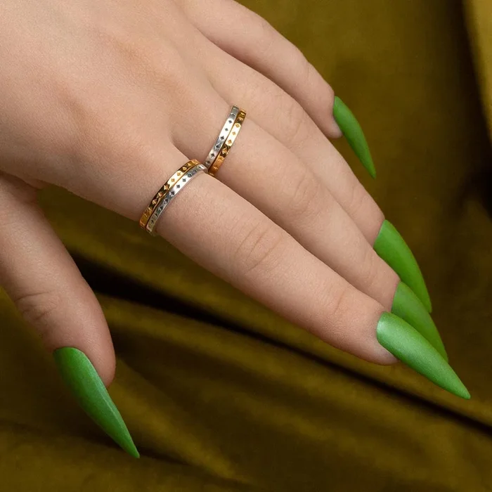 DAYS DELIGHT. Delicate Star Stacking Ring – Gold