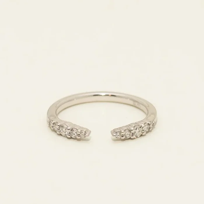 Diamond Contemporary Open Band in 14kt White Gold (1/4ct tw)