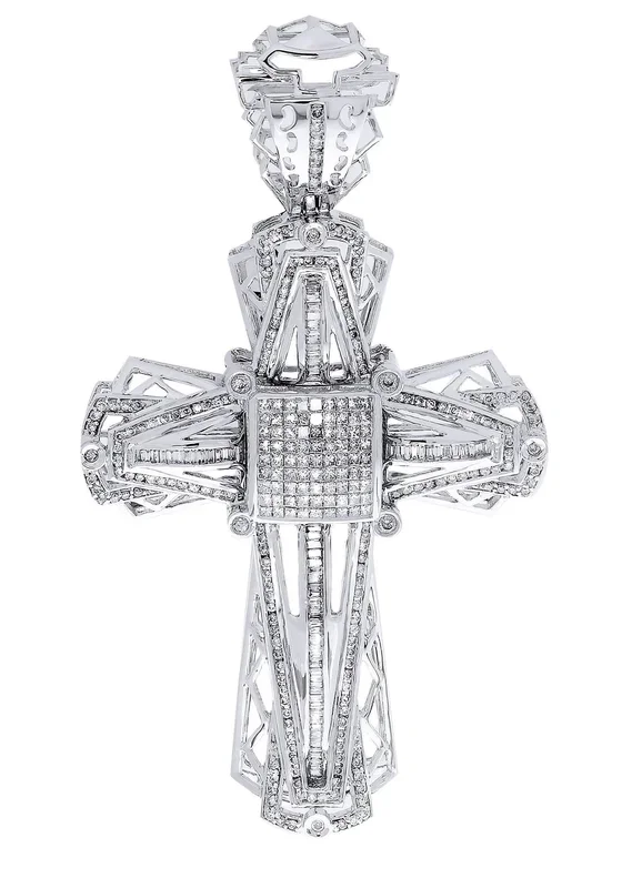 Diamond Cross Pendant| 2.63 Carats| 24.62 Grams