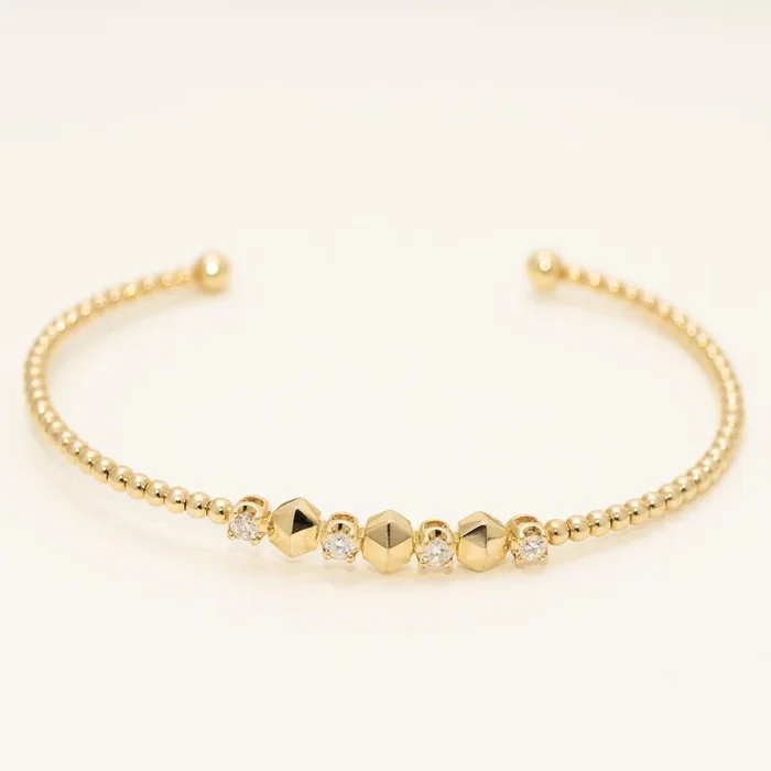 Diamond Cuff Bracelet in 14kt Yellow Gold (1/5ct tw)
