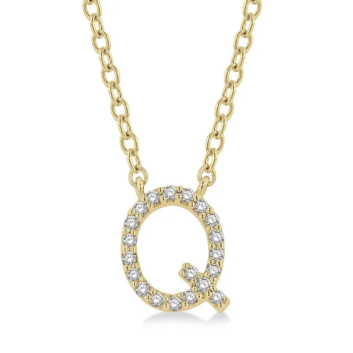 Diamond Initial Q Pendant Necklace