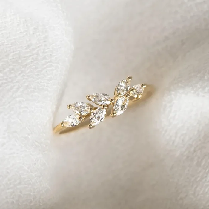 Diamond Leaf Ring 14k Gold – Freya
