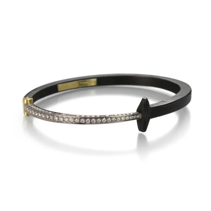 Diamond Pave Tail Nail Bracelet