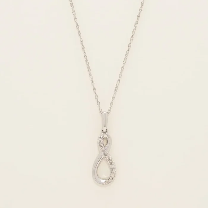 Diamond Petite Infinity Necklace in 10kt White Gold (1/10ct tw)