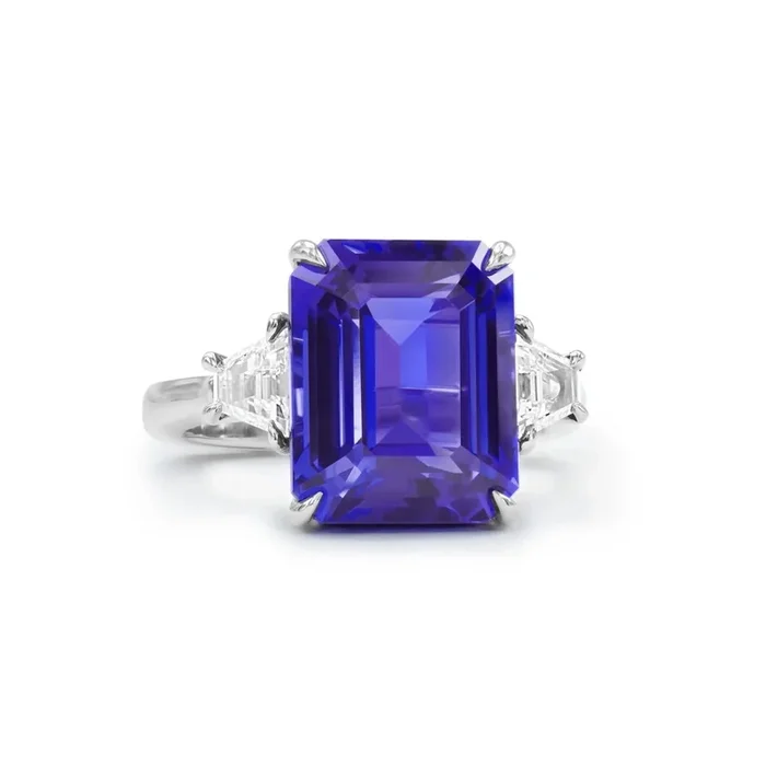 Diana Tanzanite Diamond Ring