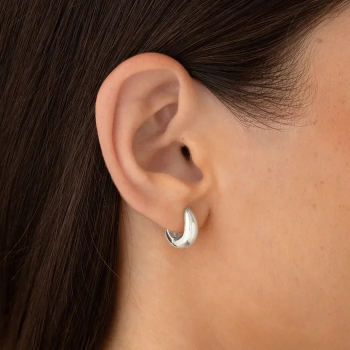 Dome Huggie Earrings Silver – Caja