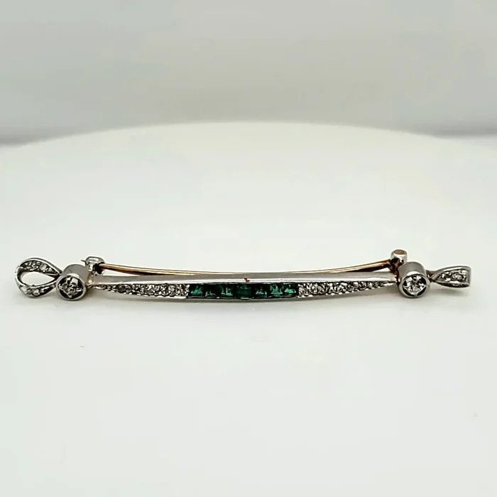 Edwardian Platinum Diamond and Emerald Brooch