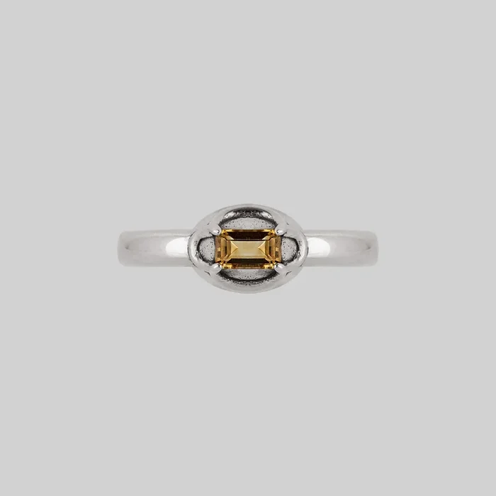 ELIZABETH. Citrine Tudor Ring – Silver