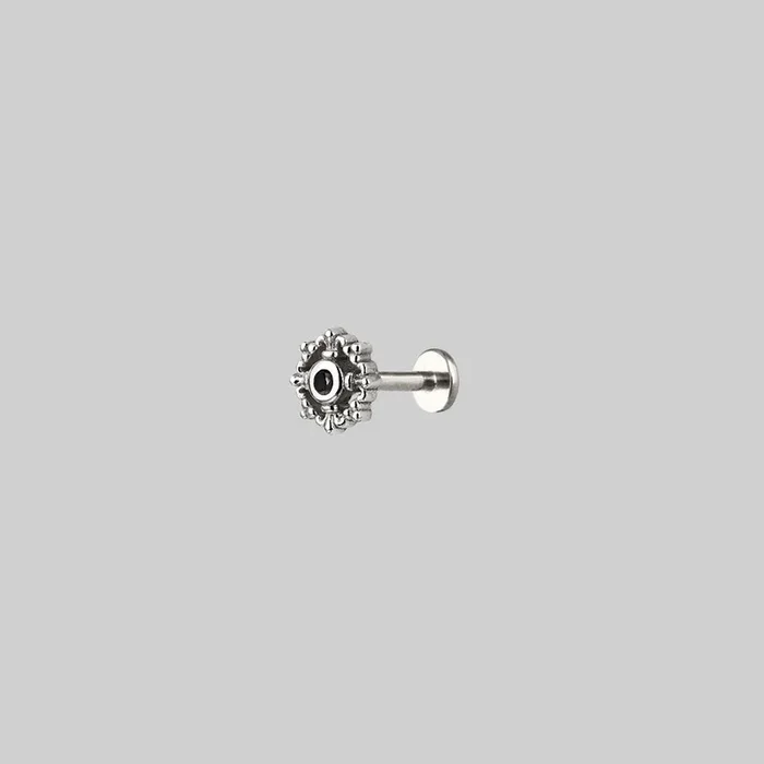 ELOWEN. Ornate Stud Earring – Silver