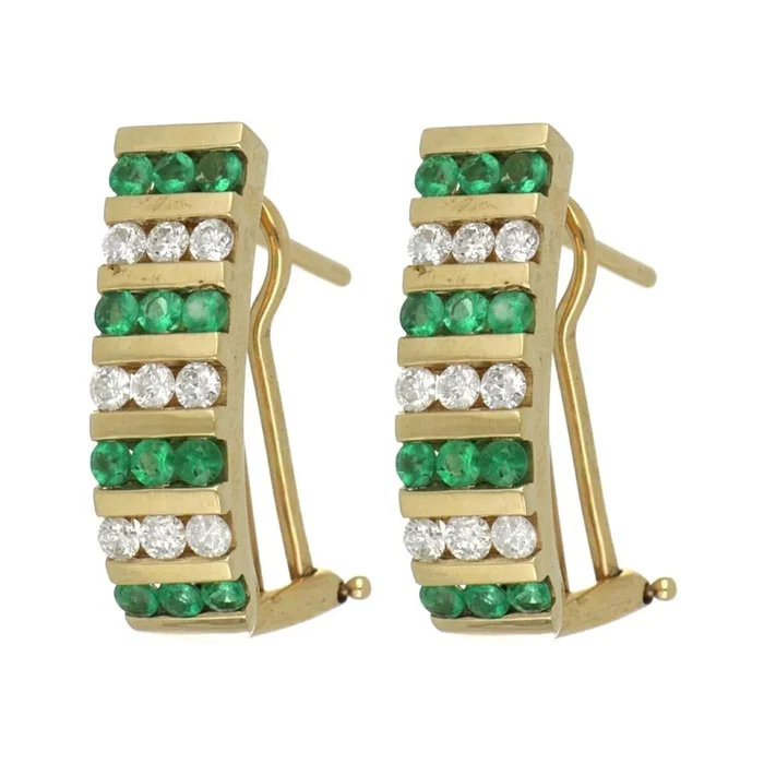 Emerald Earrings (Emerald 0.6 cts. White Diamond 0.47 cts.)