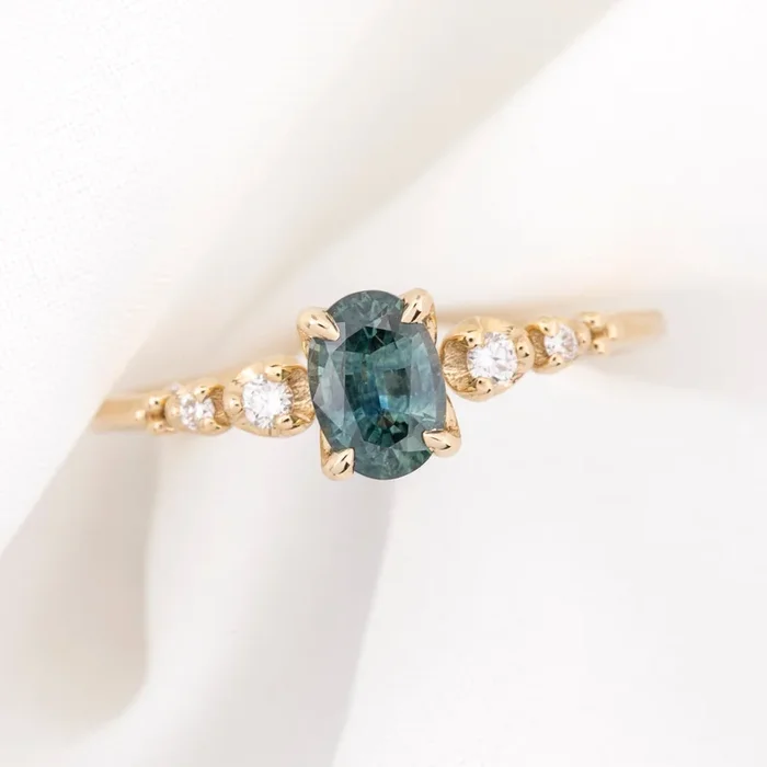 Estel Fleur Ring, 0.77ct Montana Sapphire