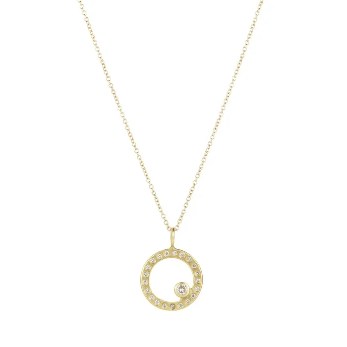 Everyday Scattered Diamond Pendant Necklace