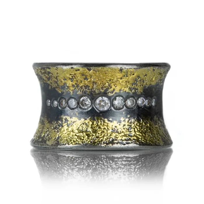 Flared Spring Fling Ring