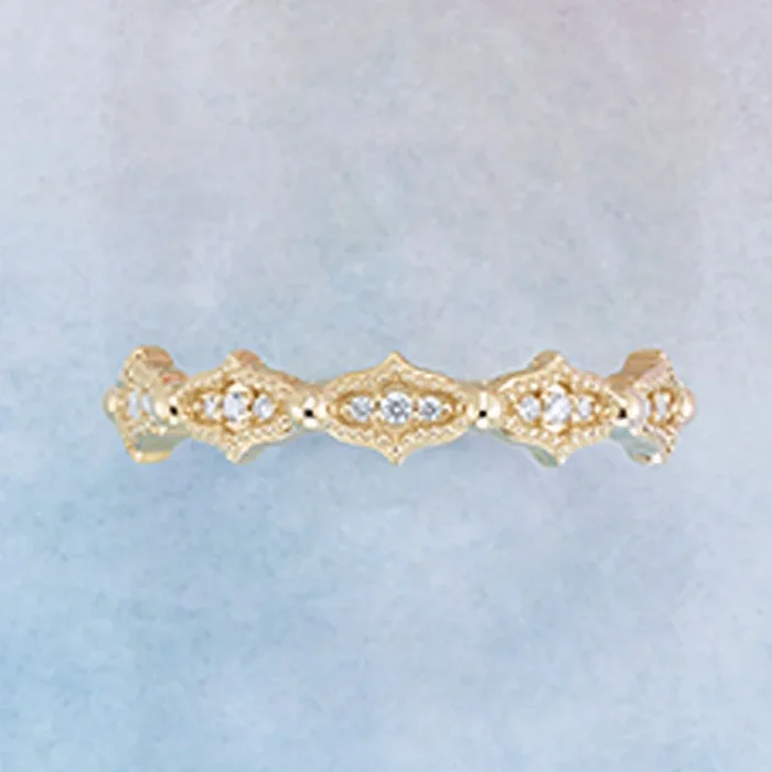 Fluted Diamond Band