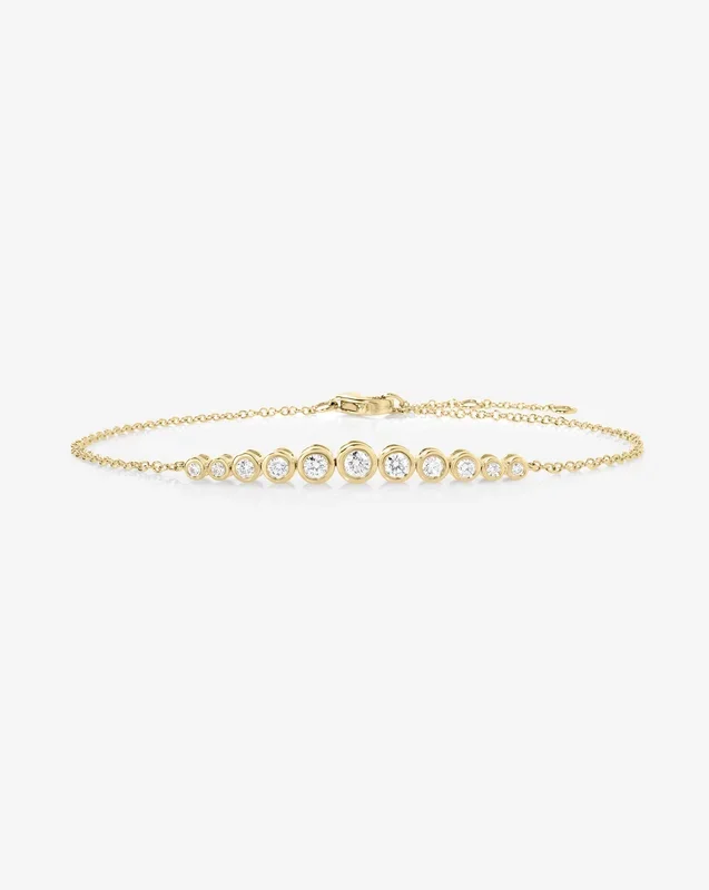 Graduated Diamond Bezel Soft Chain Bracelet
