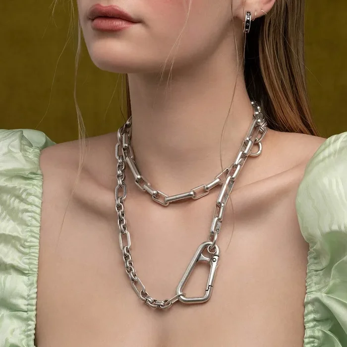 GWEN. Multi Wrap Chunky Chain – Silver