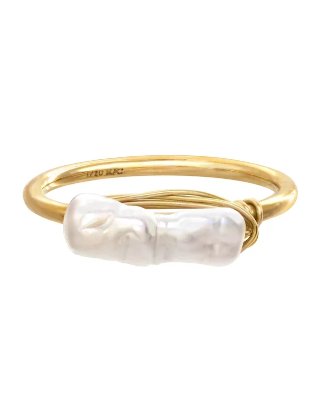 Halle Ring