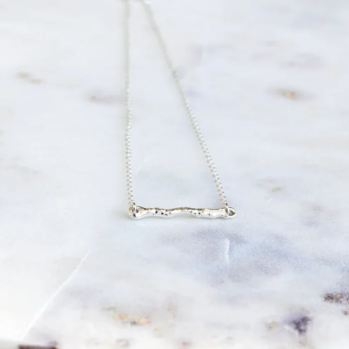 Hammered Bar Necklace