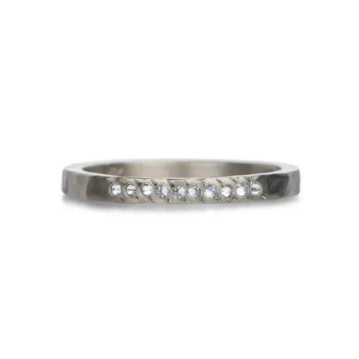 Inverted Diamond Band