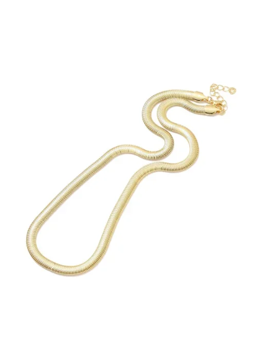 Kaylee Gold Herringbone Necklace 18″