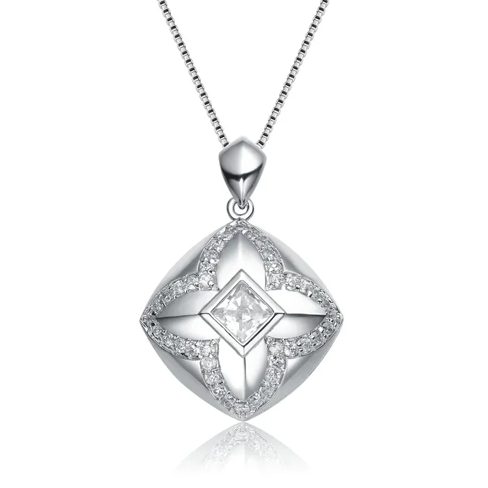 La Roche Open Shape Necklace