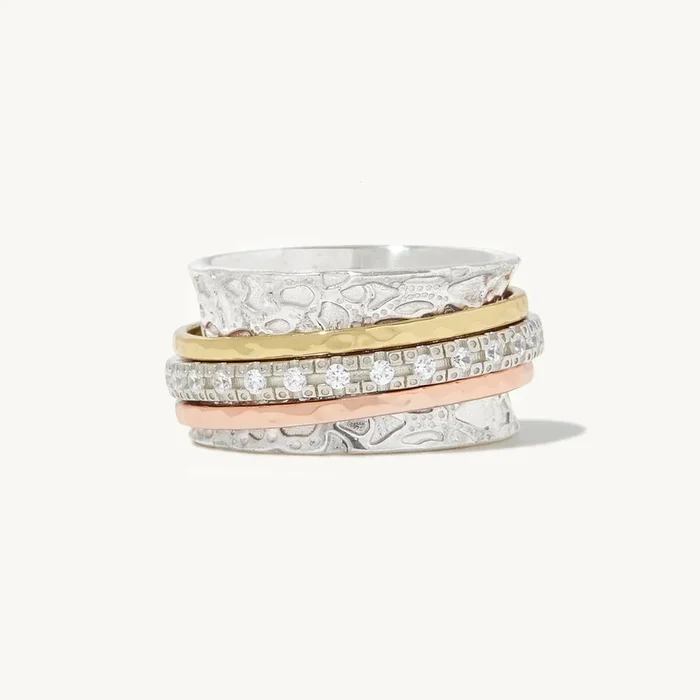 Lavinia Spinner Ring