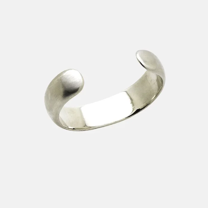 Leonia Cuff Bracelet