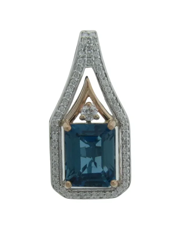 London Blue Topaz Pendant (London Blue Topaz 4.5 cts. White Diamond 0.34 cts.)