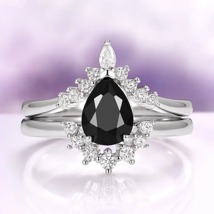 Lunette Black Onyx Ring Set in Sterling Silver