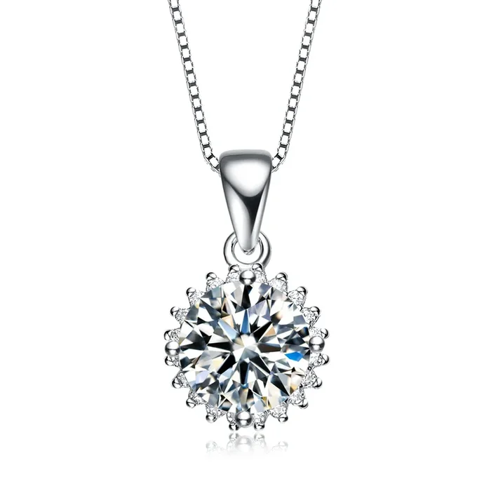 Marceline Pavé Round Pendentif Necklace