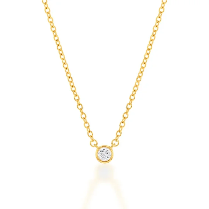 Memoire Solitaire Bezel 10-14Pt Diamond Pendant in 18ct Yellow Gold with Chain
