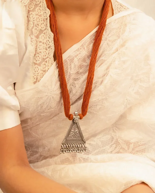 Mizoya Detailed Vintage Inspired Dori Necklace