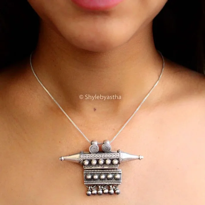 Mizoya Embossed Art Pendant