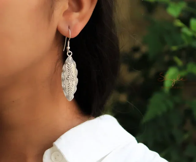 Moh Fine Flower art Drop Earrings