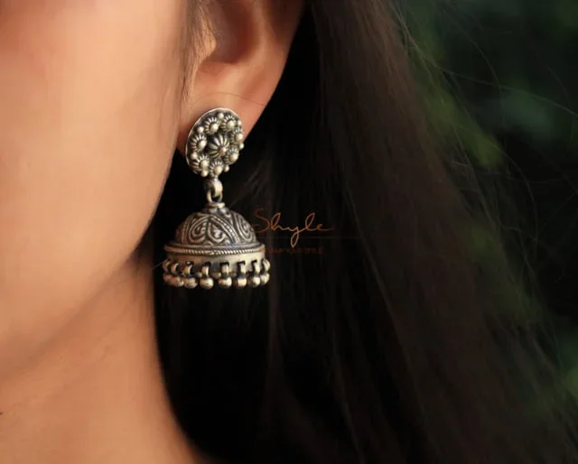Moh Intricate Embossed Jhumki