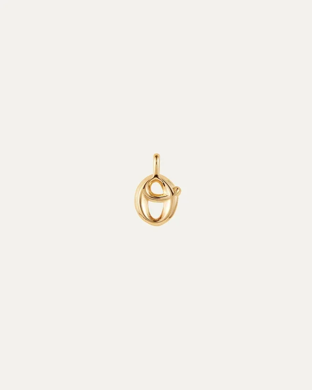 Monogram Pendant – O