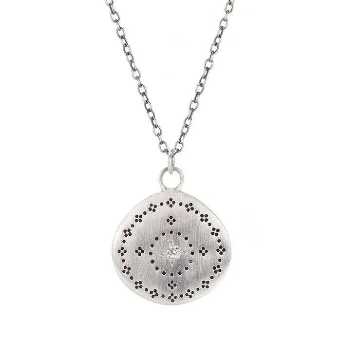 Nostalgia Pendant Necklace with Diamonds