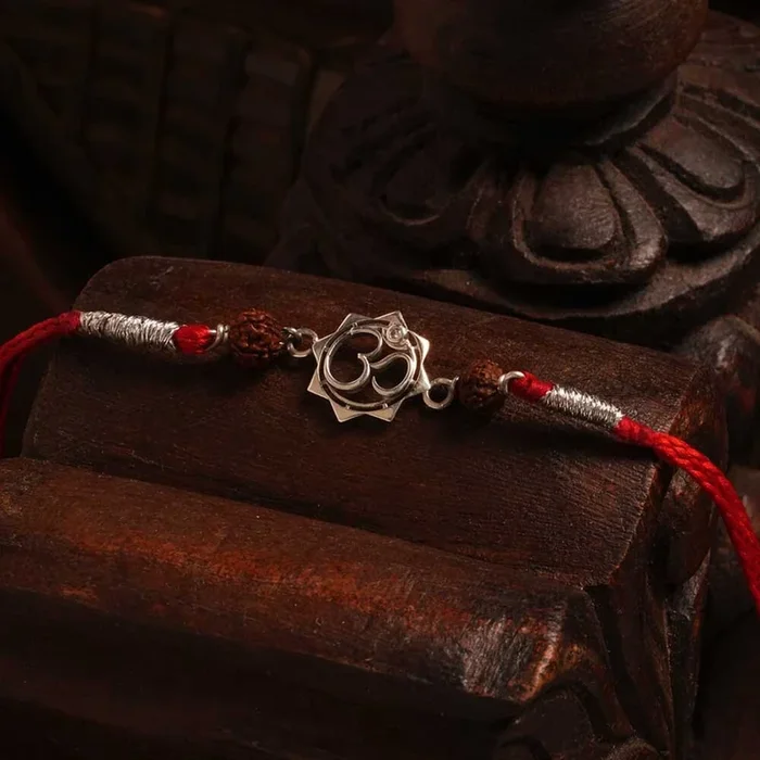 Omrise 0.01 Carat Lab-Grown Diamond 925 Silver Rakhi