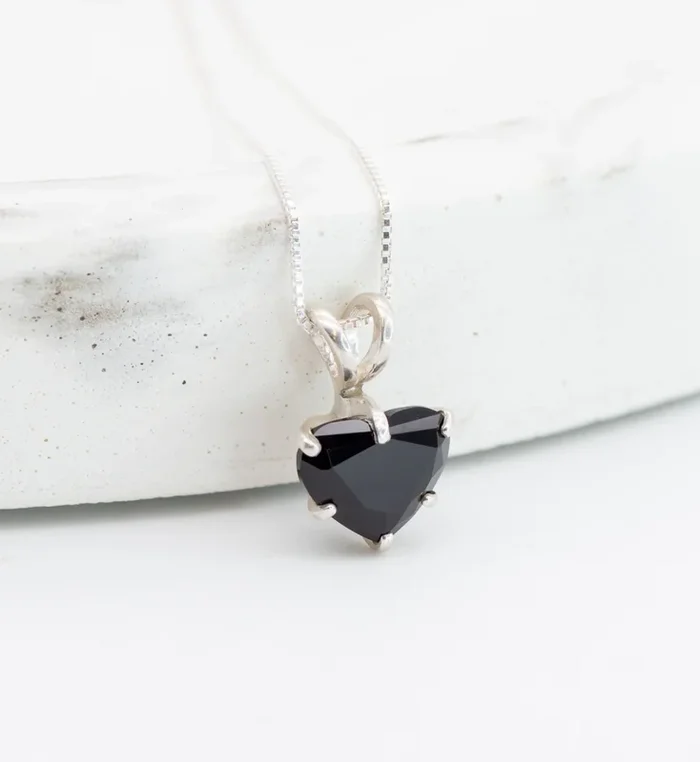 Onyx Heart Solitaire Pendant in Silver