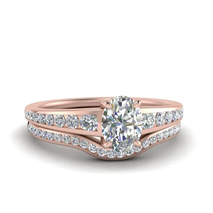 Oval Diamond Graduated Channel Wedding Set