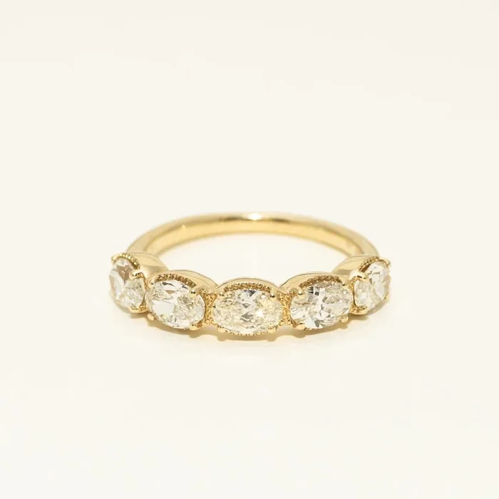 Oval Diamond Wedding Band in 14kt Yellow Gold (1 1/2ct tw)