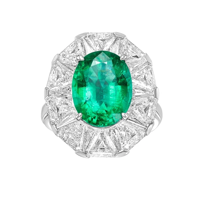 Palais Emerald Ring