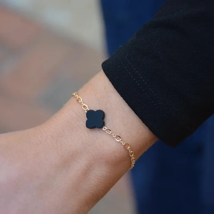Payton Clover Bracelet – Onyx