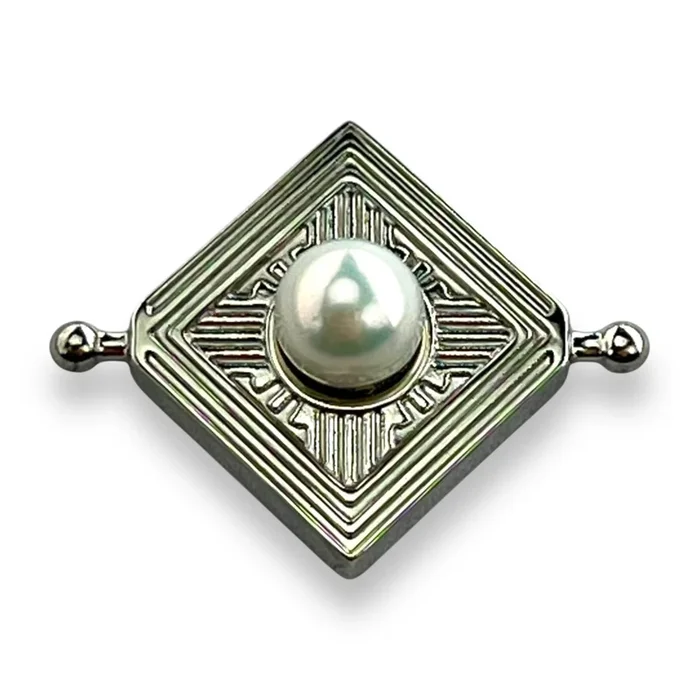 Pearl Diamond Element