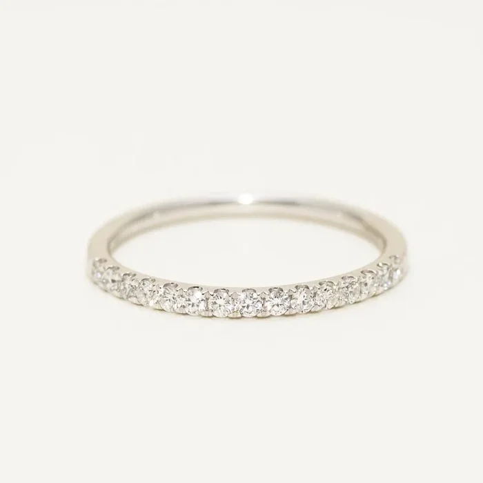 Petite Diamond Band in 14kt White Gold (1/4ct tw)