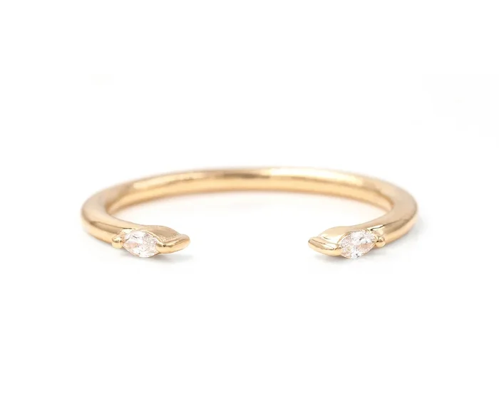 Petite Ivy Ring